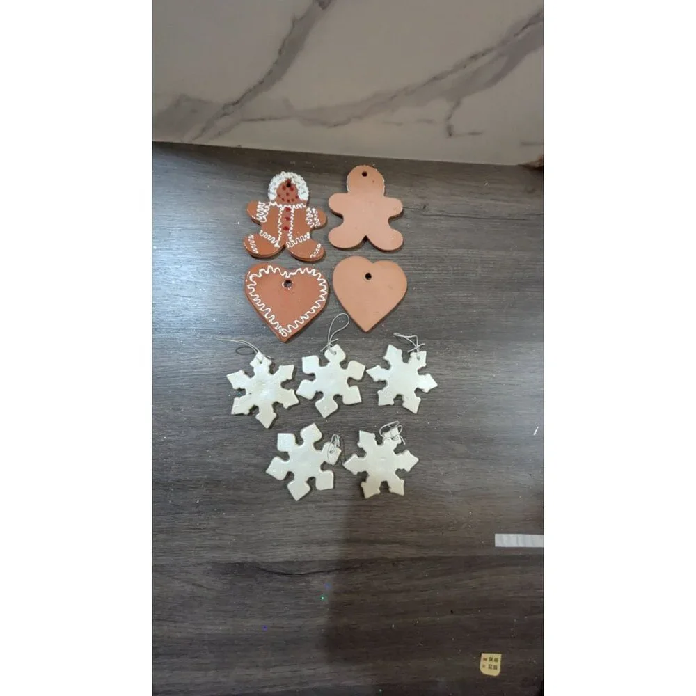 Handmade Gingerbread Heart  Snowflake Ornaments Set - Christmas Decor Delights‎